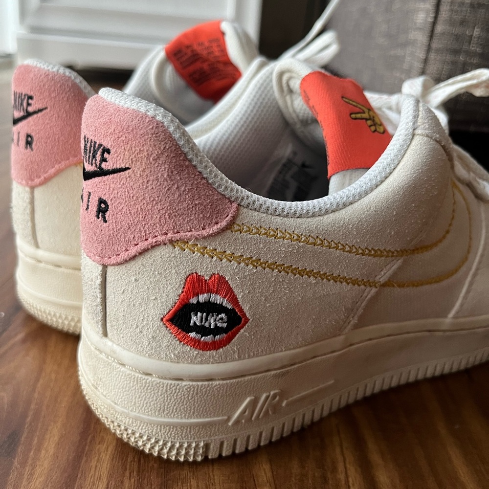 Nike Air Force 1 - Limited Edition Embroidered